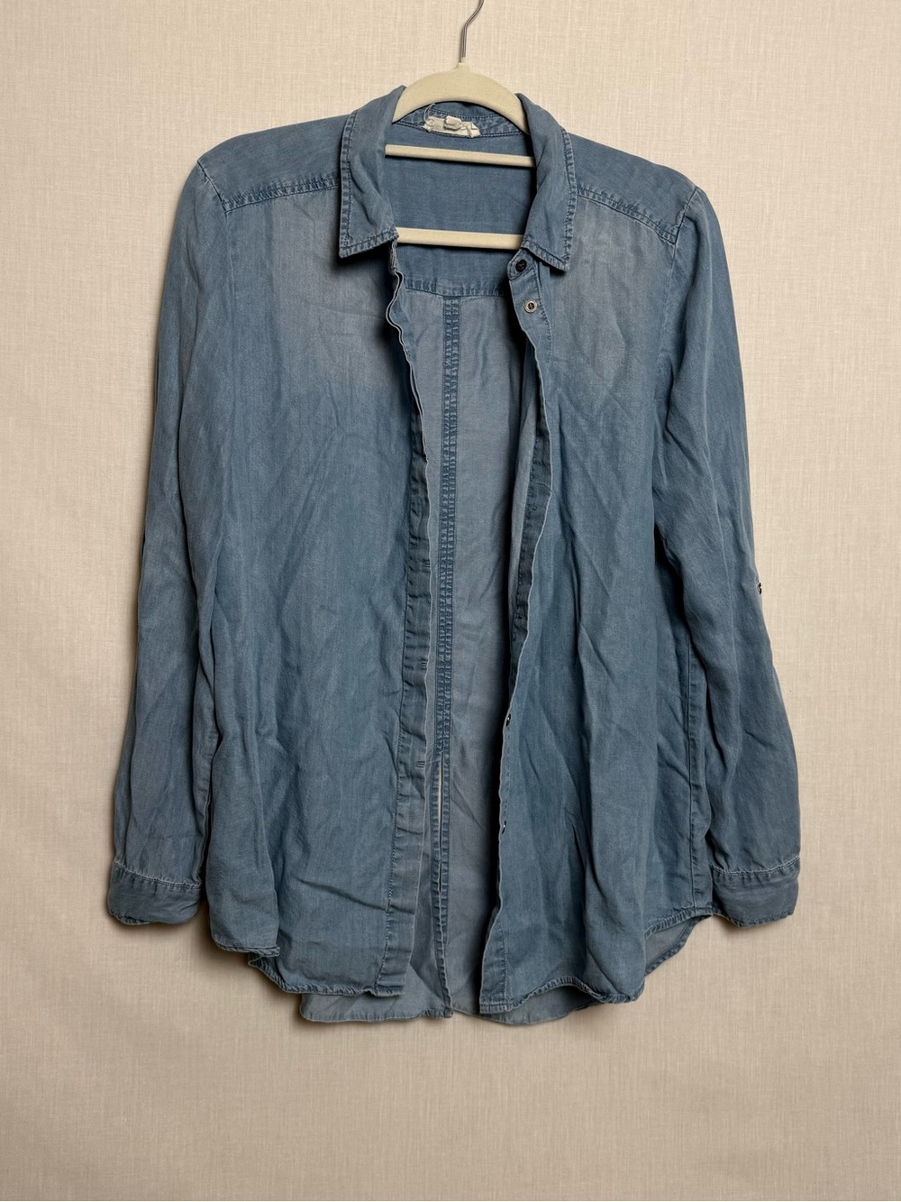 Love and Liberty Chambray Shirt Womens Large Blue Button Down Roll Tab Sleeve